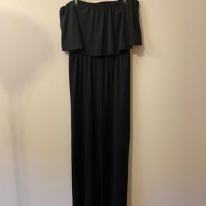 Brand: Charlotte Russe. Size:M. Color: Black.